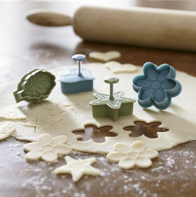 Paula Deen Pie Crust...