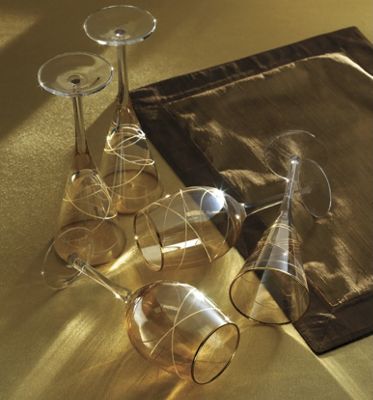 8-Piece Gold-Rimmed...