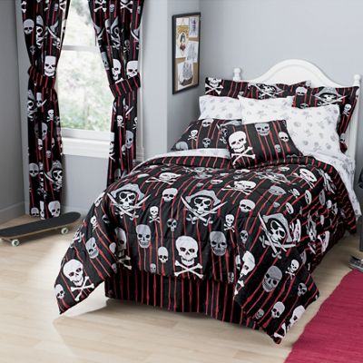 Skulls &...