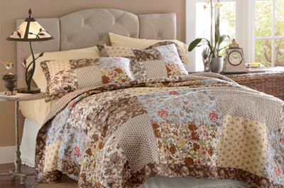 Patchwork Quilt Bedroom