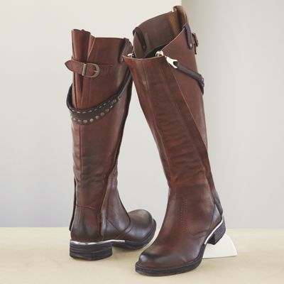 Pull Up Boot by Two Lips from Monroe and Main | WW713336